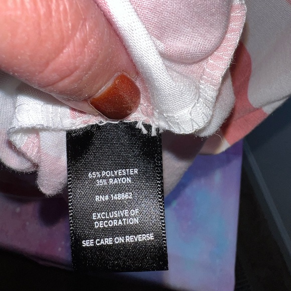 Torrid size 2 Live & Love short sleeve stripped tee Size 2 VGUC - Picture 4 of 4